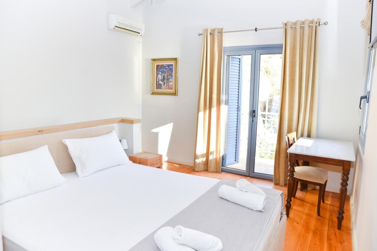 Ryalos Villas Kalamáta Buitenkant foto
