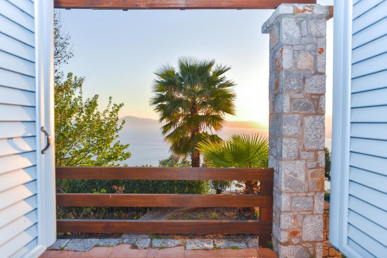 Ryalos Villas Kalamáta Buitenkant foto
